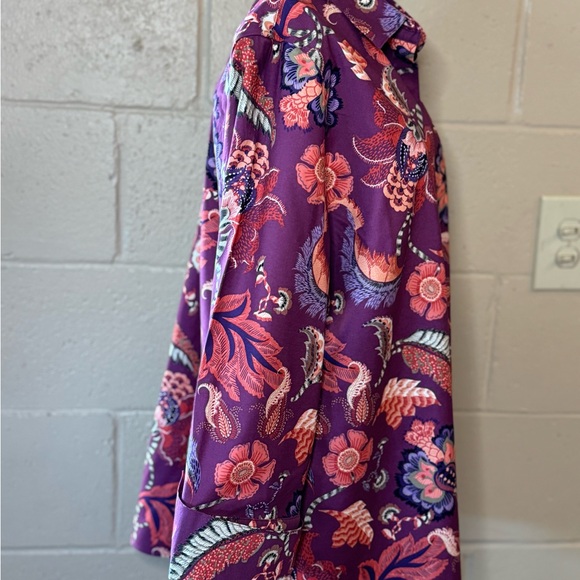 Chico’s No-Iron Paisley Shirt in Chico’s Size 2 (Large or 12). - Picture 12 of 17